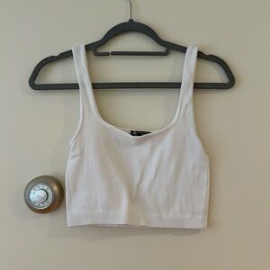 White seamless cropped tank